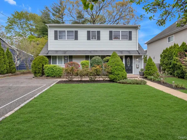 33 Poplar Place, Port Washington, NY 11050