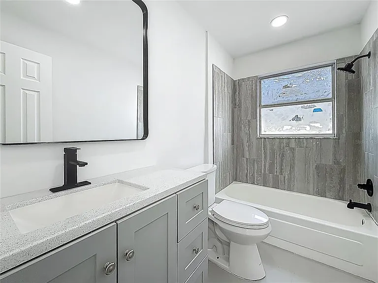 1755 Shore Acres Blvd NE — Photo 18