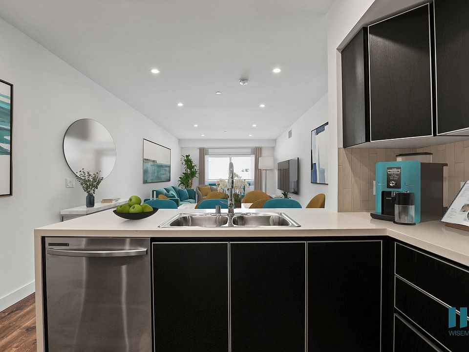Open-Concept Kitchen and Living Room Space