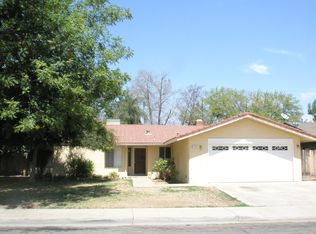 1549 Lincoln Ave, Clovis, CA
