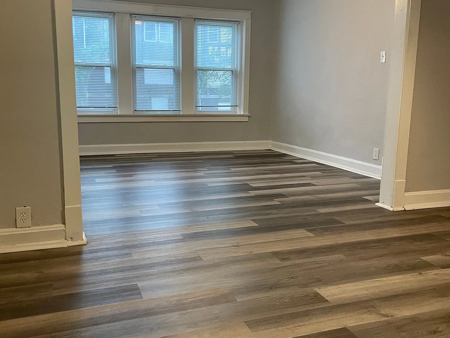 Indiana Ave Apartments — Photo 4