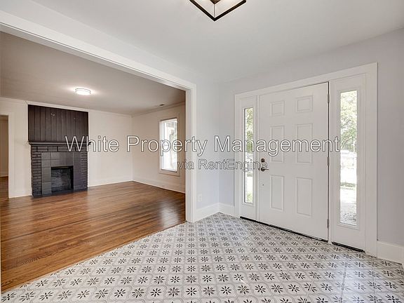 3rd image of 3001 Tuckaseegee Rd