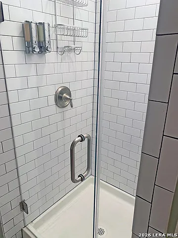 402 E Locust St #301 — Photo 9