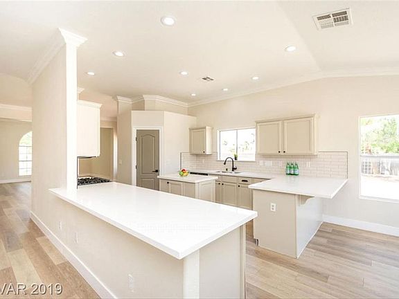 4th image of 140 La Mirada Dr