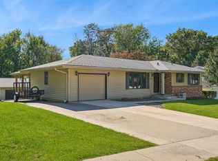 1305 W Clinton Ave, Indianola, IA 50125