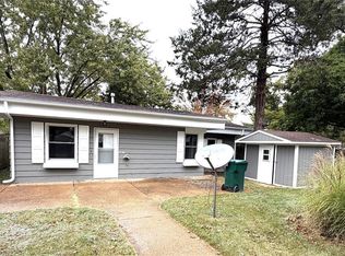 1813 Page Ave, Belleville, IL 62221