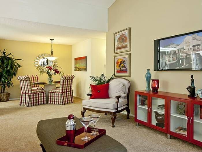Living/Dining Rooms