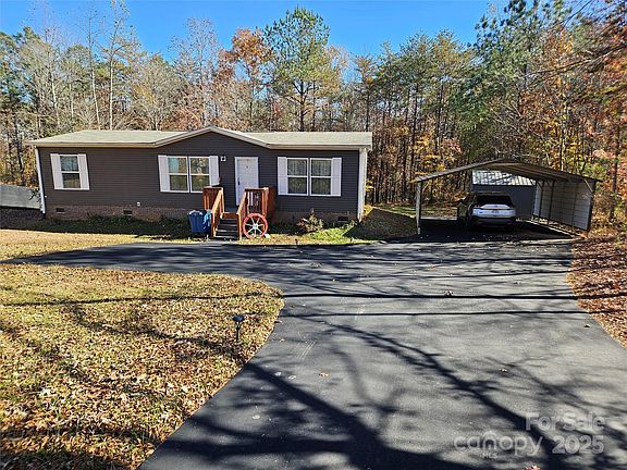 2nd image of 144 River Breeze Dr
