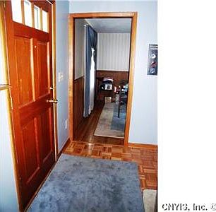 2nd image of 107 Boxwood Ln