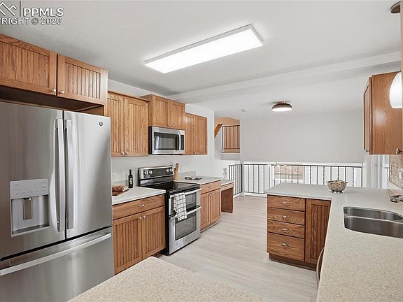 2nd image of 1404 N Chelton Rd