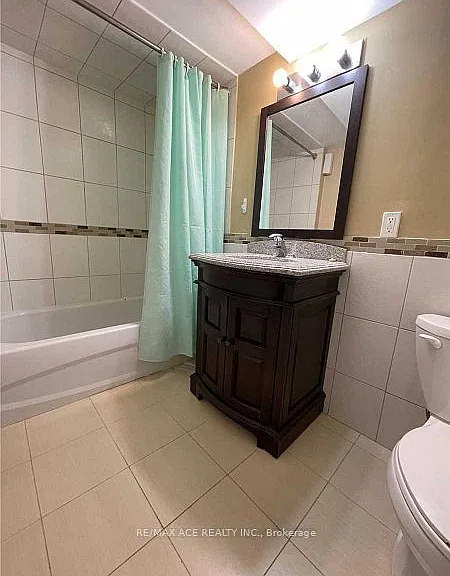 40 Cavehill Cres #LOWER — Photo 17