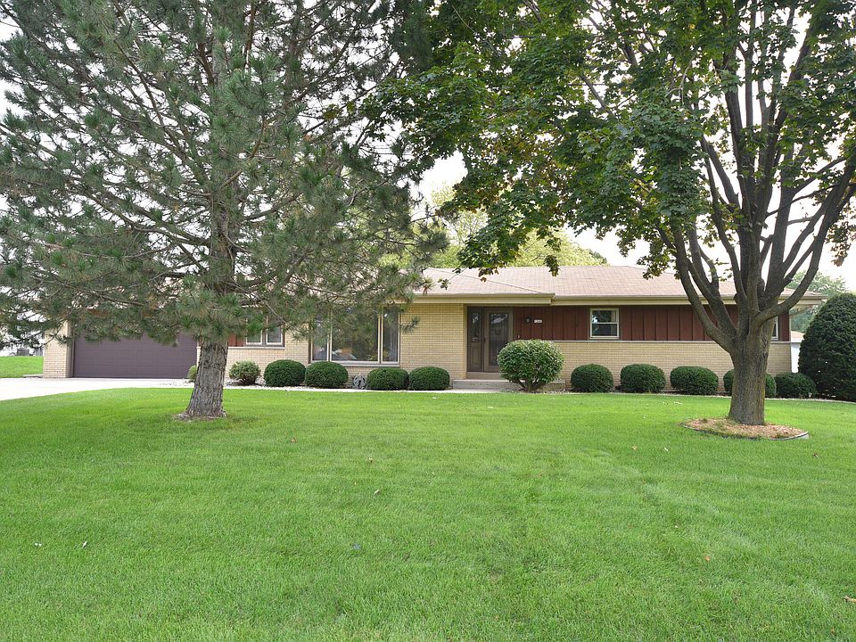 1st image of 9242 N Carlotta Ln