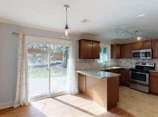 664 Manhasset Rd, Charlotte, NC 28209