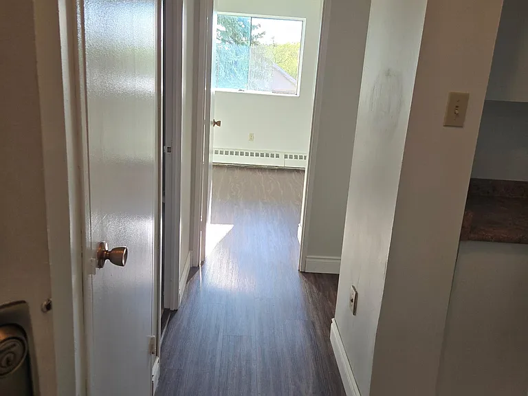 120 Elm St — Photo 10