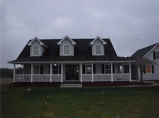 183 Armstrong Hill Ln, Slippery Rock, PA 16057