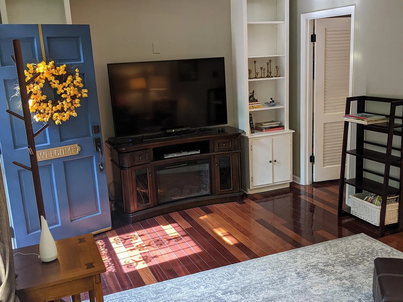 2 bed, 1.5 bath, 1100 sqft, $1,550 — Photo 3