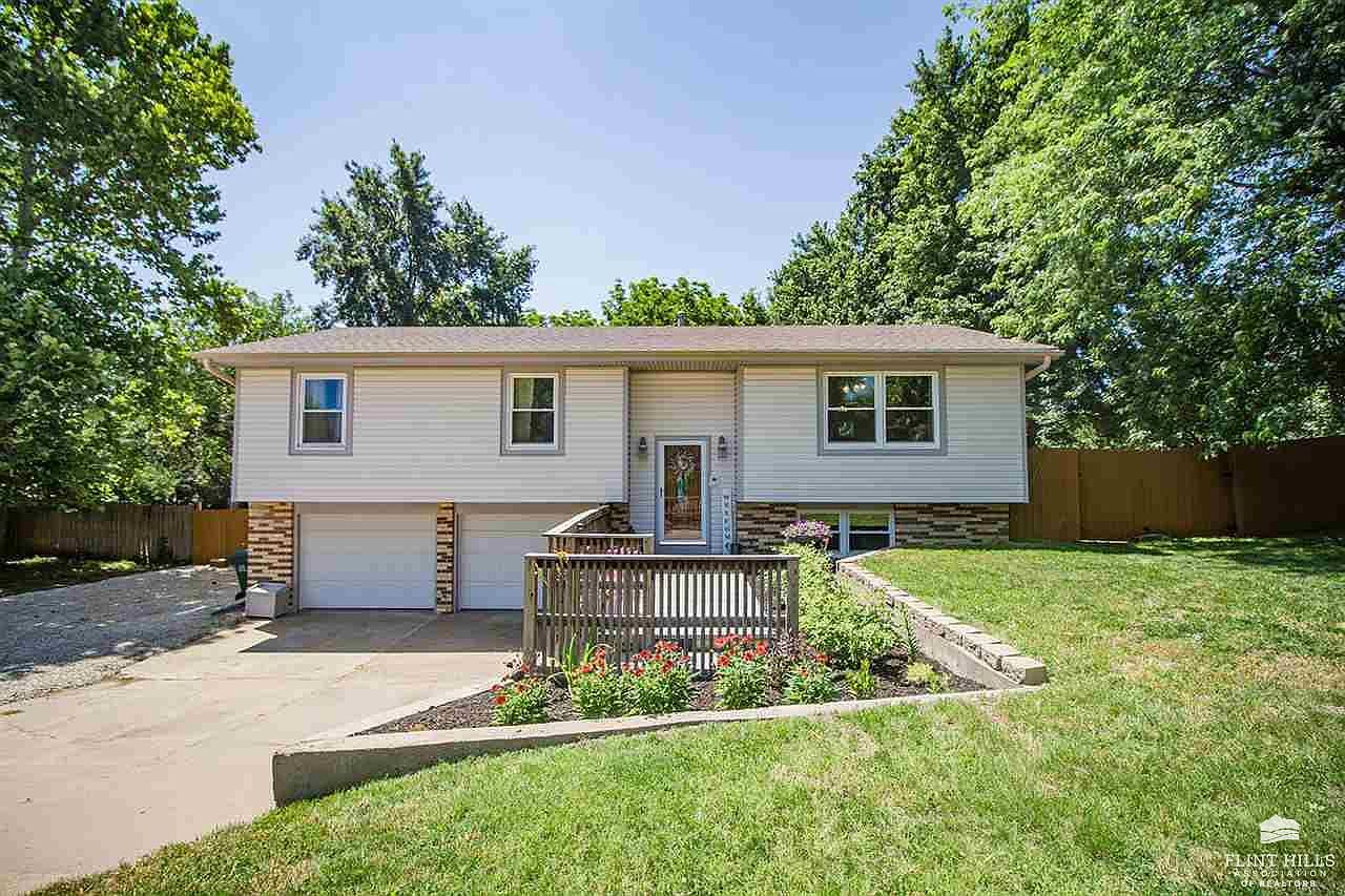 719 W 5th St, Chapman, KS 67431 MLS 20231637 Zillow