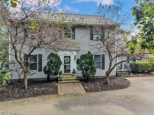 9625 Fox Lake Rd, Orrville, OH 44667