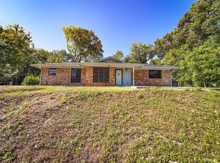 1112 Swanson Dr, Palestine, TX 75801