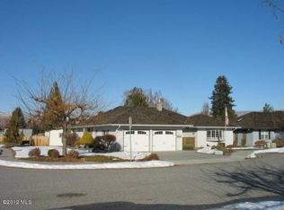 17 Sunburst St, Wenatchee, WA 98801
