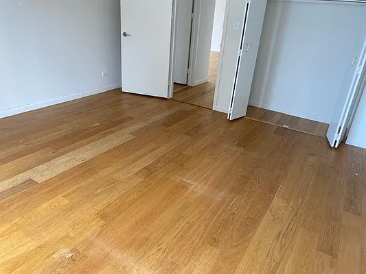 Rented by Solow Realty | media 4