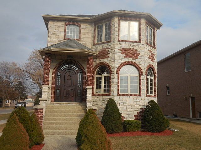 1st image of 4061 Wagner Ave