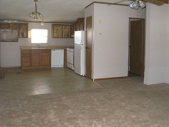 4th image of 1753 Road E #1753110