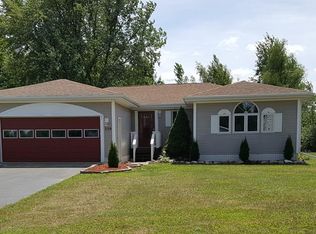 139 Davison Rd, Mooers Forks, NY 12959