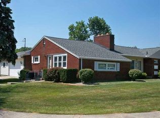 1345 Harrison Pl, Adrian, MI 49221