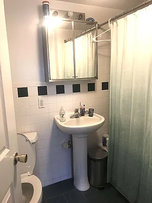 Rented by Owner | media 28