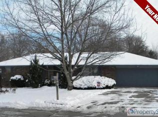 1412 E Georgetown Loop, Columbia, MO 65203