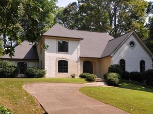 890 Powers Lake Dr, Sandy Springs, GA 30327