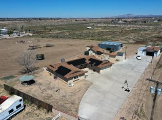 9776 Zepher Ct, Apple Valley, CA 92308