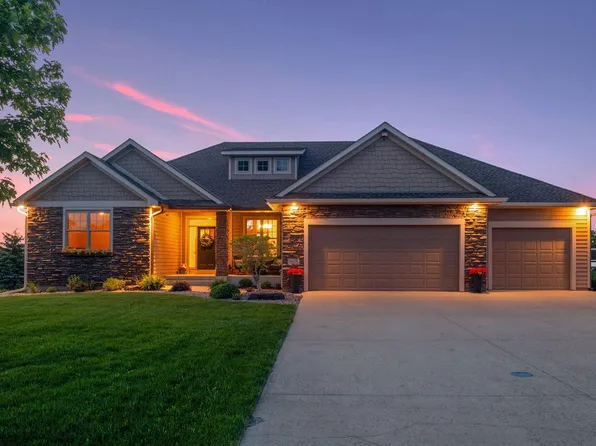 1616 Manchester Pl, Waconia, MN 55387