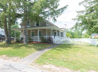 27 Towpath Rd, Stillwater, NY 12170