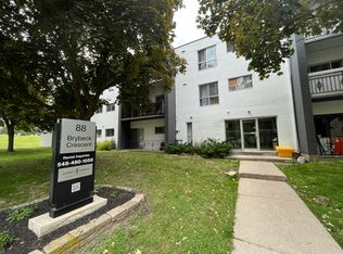 6 Brybeck Cres #16-0104, Kitchener, ON N2M 2C6