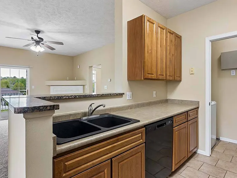 Ridge Pointe Villas — Photo 79