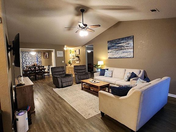4th image of 47 Wooden Head Ln