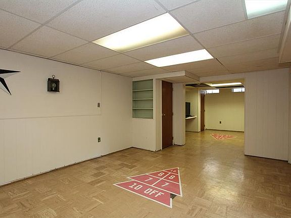5th image of 3212 Delaney St