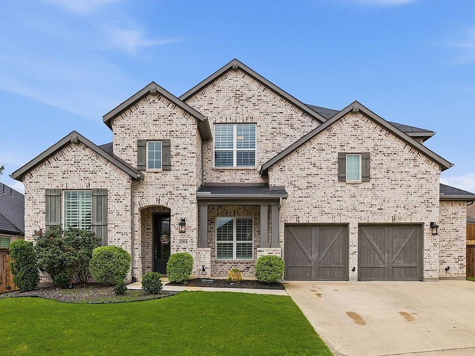 1st image of 1204 Broadmoor Way