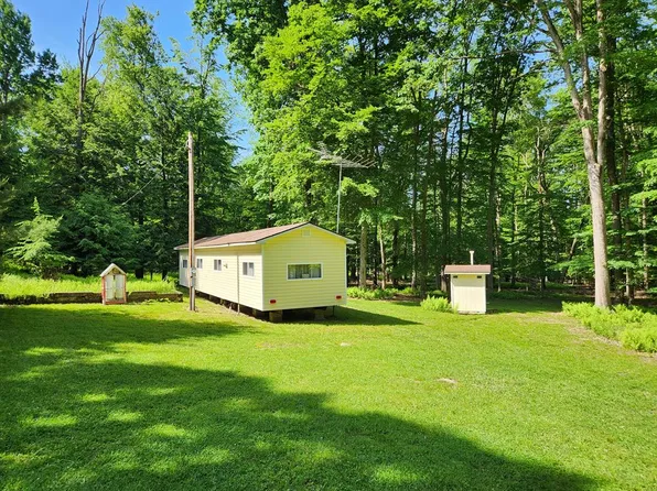 124 Bonnie Ln, Marienville, PA 16239