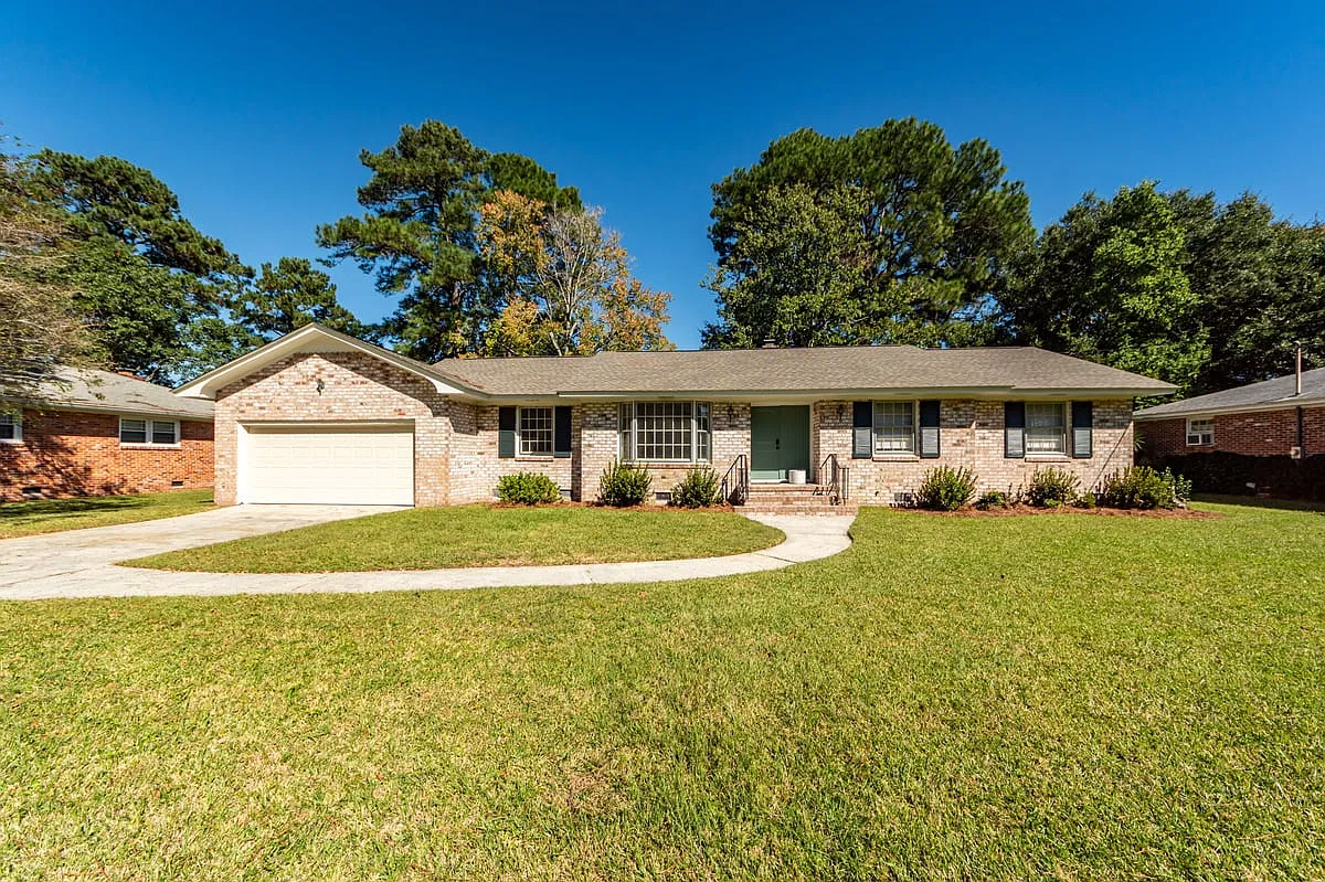 336 Betsy Rd — Photo 1