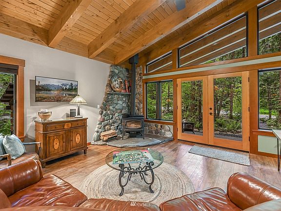 3rd image of 7461 Glacier Springs Dr