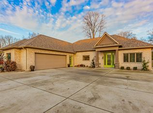 414 S Boeke Rd, Evansville, IN 47714