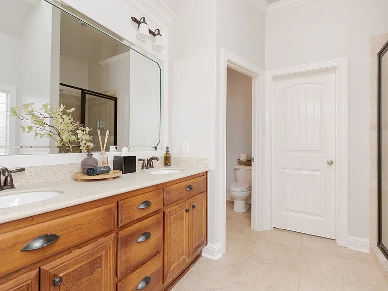 108 Barossa Ct — Photo 40
