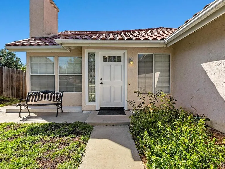 5444 Loganberry Way — Photo 3