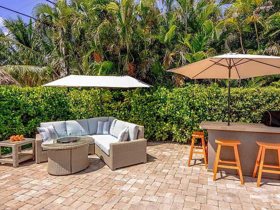 3rd image of 3396 Pebble Pl