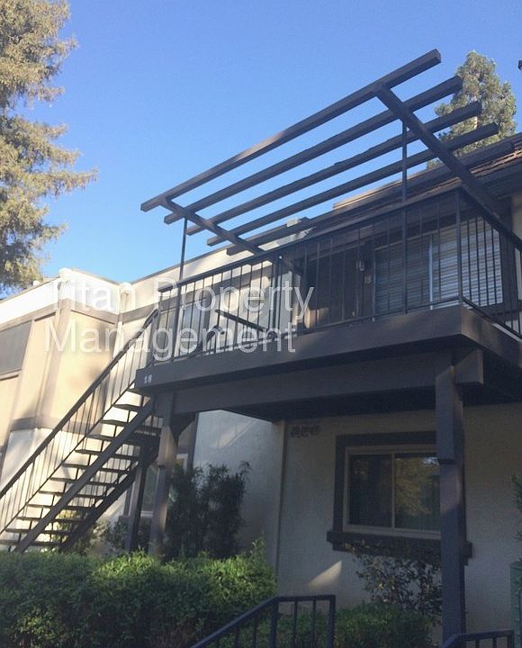 1st image of 104 Luna Grande Cir Unit 18