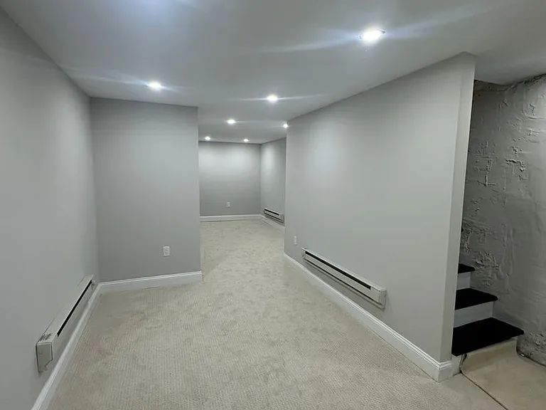 4038 Cambridge St — Photo 22