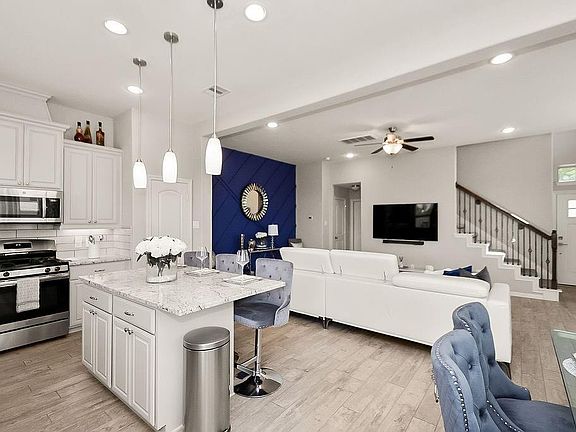 3rd image of 5534 Purple Meadow Ln